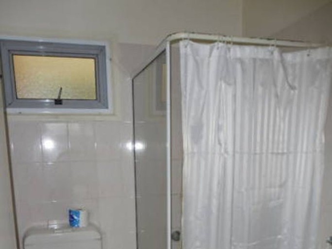 Bathroom 4, Quest Apartments, Port Vila
