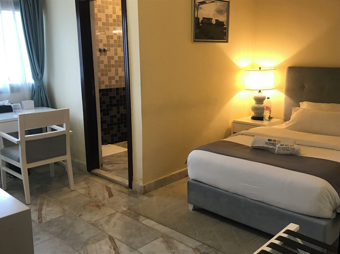Bedroom 3, Sunset Inn Guest House, Greater Monrovia