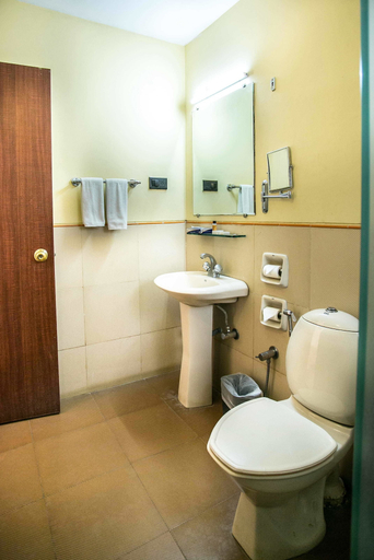 Bathroom 4, Ras By Treat Resorts, Dadra and Nagar Haveli