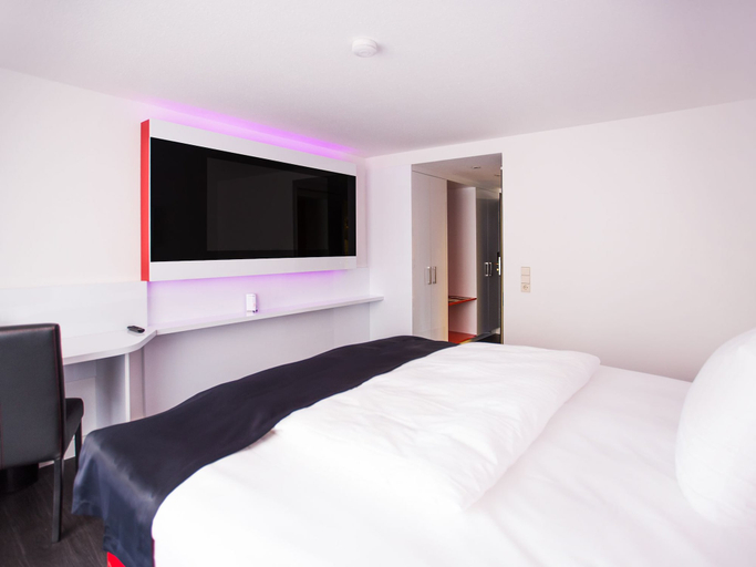 Bedroom 2, DORMERO Hotel Villingen-Schwenningen, Schwarzwald-Baar-Kreis