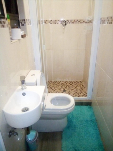Bathroom 3, Mohalalitoe B and B
