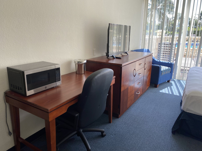 Others 5, Miami Gardens Inn & Suites, Miami-Dade