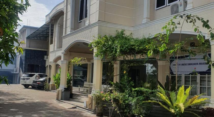 Exterior & Views, HOTEL HIJRAH Near Airport, Aceh Besar
