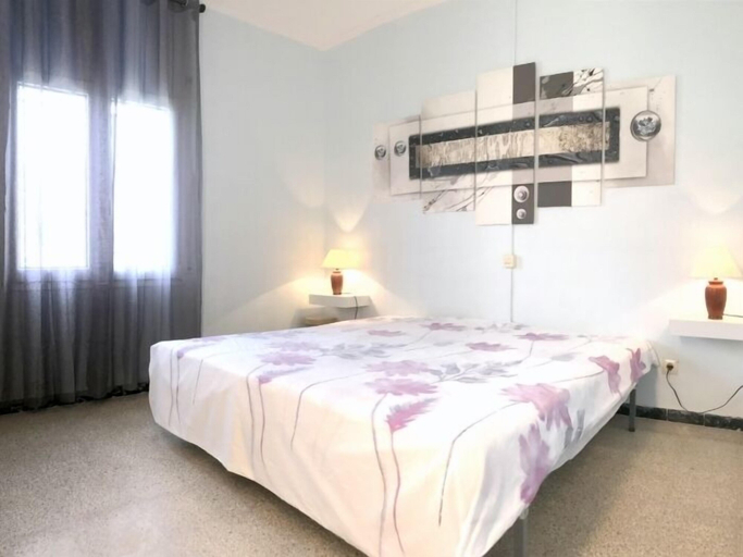 Bedroom 2, Apartamento Lisboa 49, Girona
