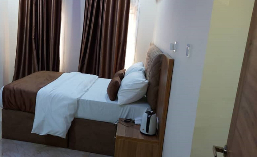 Bedroom 2, Hassan Sunmonu Court, AbujaMun