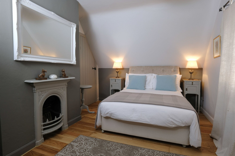 Bedroom 2, Orchard Cottage, Bath and North East Somerset