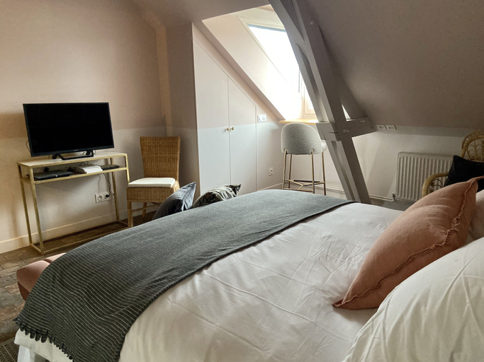 Bedroom 3, Villa du Cèdre, Calvados