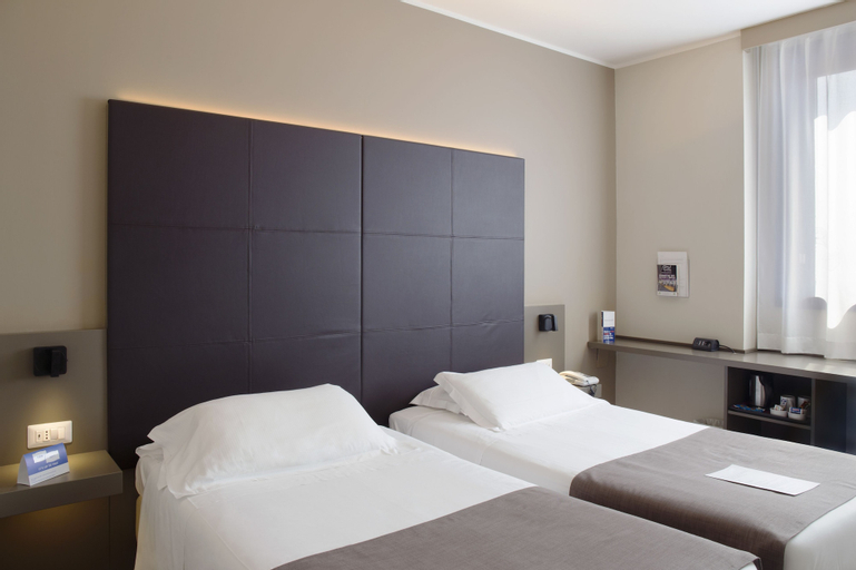 Bedroom 14