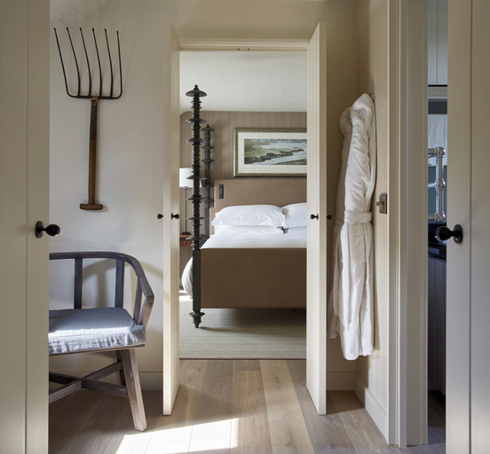 Bedroom 2, Grove of Narberth, Pembrokeshire