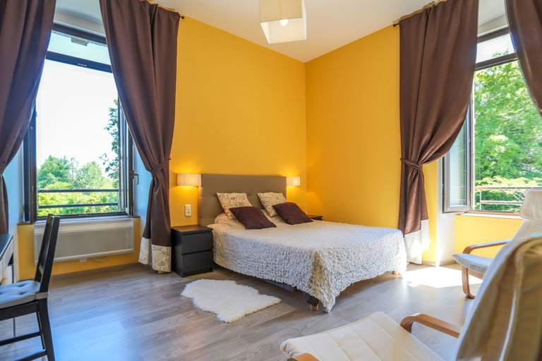 Bedroom 2, Résidence du Chateau de Bégué, Gers