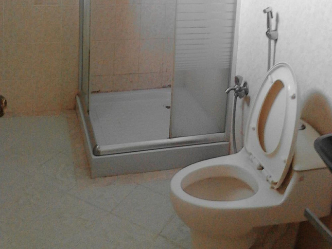Bathroom 3, Villa Puncak Resort, Cianjur