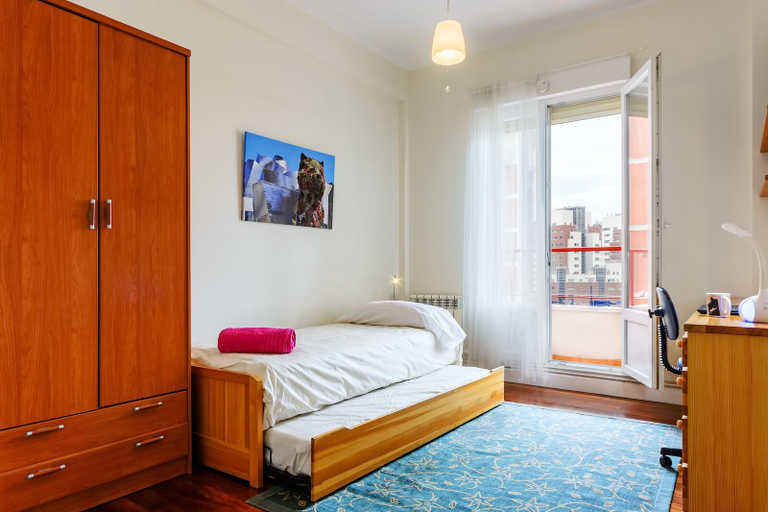 Bedroom 3, Bilbao Centro-Plaza toros WIFI-PARKING, Vizcaya