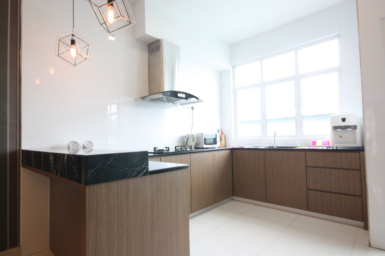 Dining Room 6