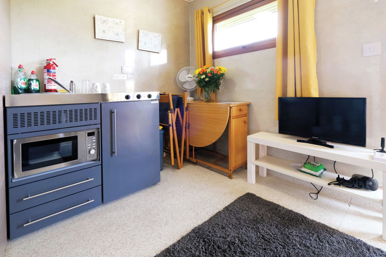 Others 5, Ocean View 8 - 1 Bedroom - Llanrhidian, Swansea