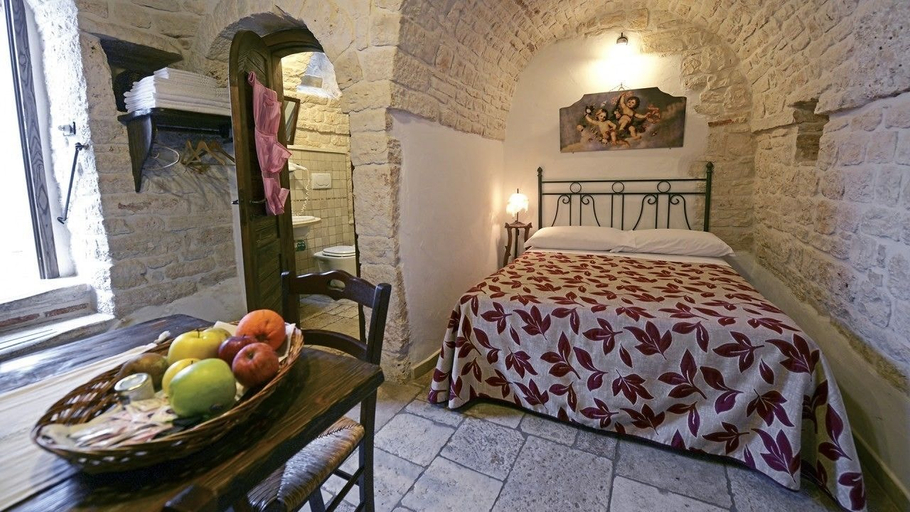 Bedroom 2, Il Gabellota Resort, Bari