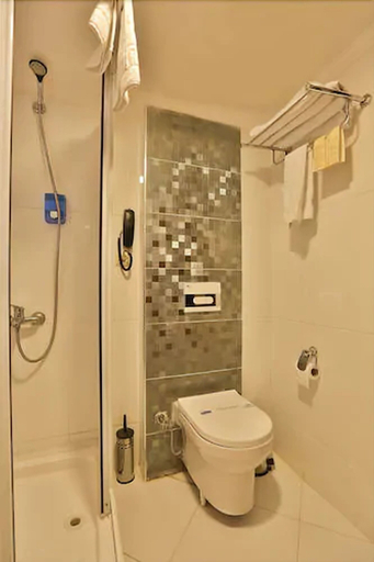 Bathroom 4, Garni Hotel, Şehitkamil