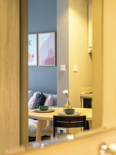 Others 5, Business Bay's Coziest Hideaway With Balcony, Dubai