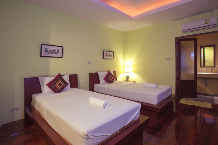 Bedroom 2, Baan La Poon Hotel, Muang Lamphun
