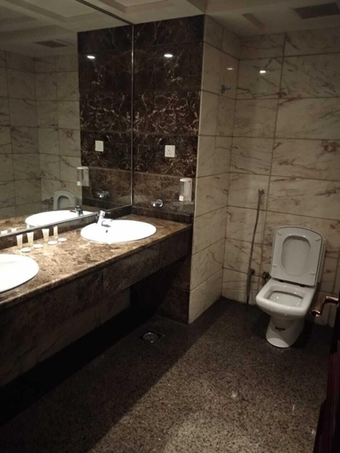 Bathroom 5, Gulnar Taiba Hotel, Al Madinah Al Munawwarah
