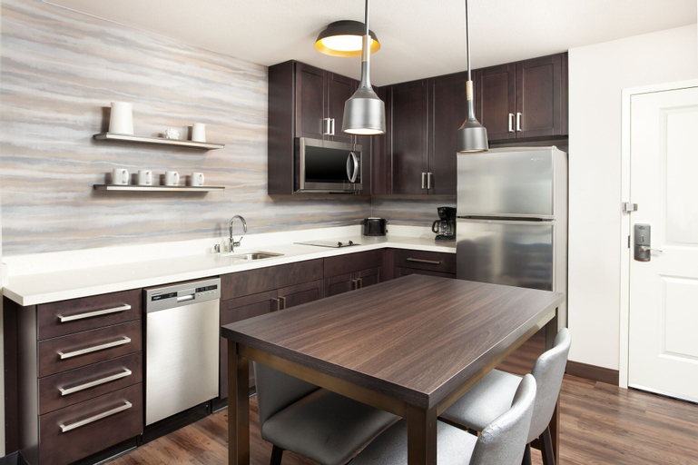 Dining Room 9