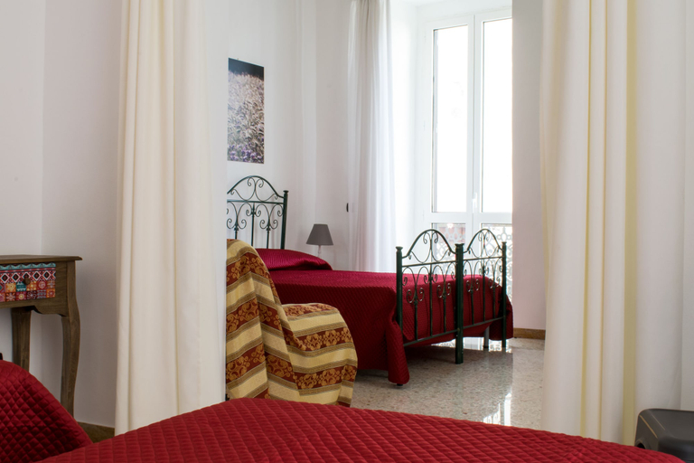 Bedroom 3, Residenza Santa Lucia B&B, Lecce