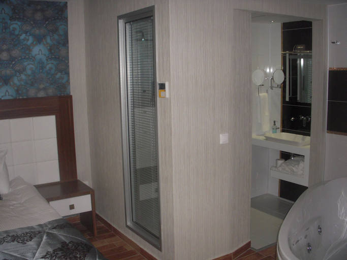 Bathroom 5, Edis Premier Hotel, Yüreğir