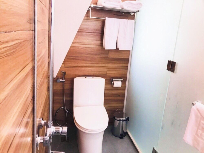 Bathroom 3, Flyup Resort, Kiên Hải