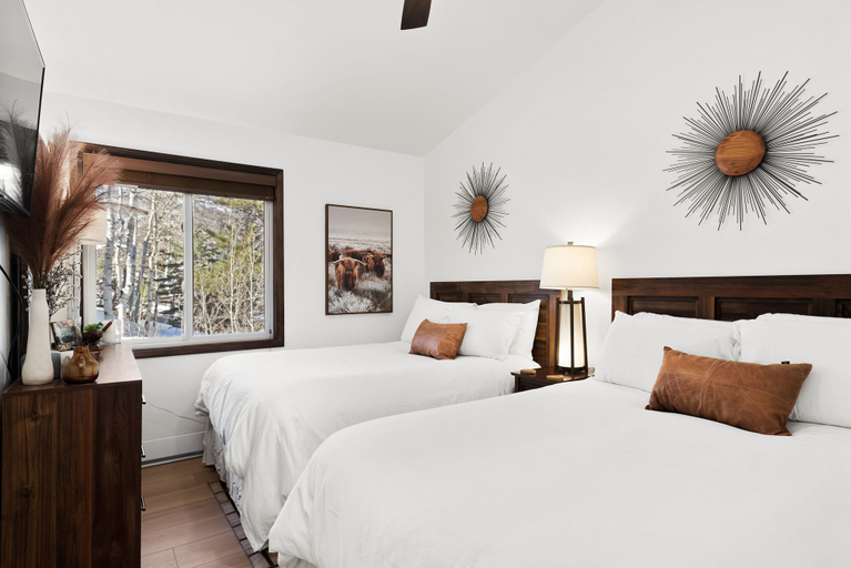 Bedroom 2, Terracehouse by Snowmass Vacations, Pitkin