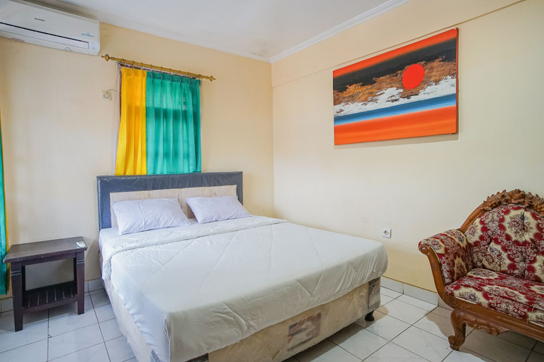 Bedroom 3, Mahendra Beach Inn, Badung