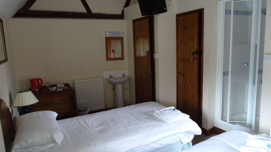 Bedroom 2, The Halfway House Inn, Shropshire