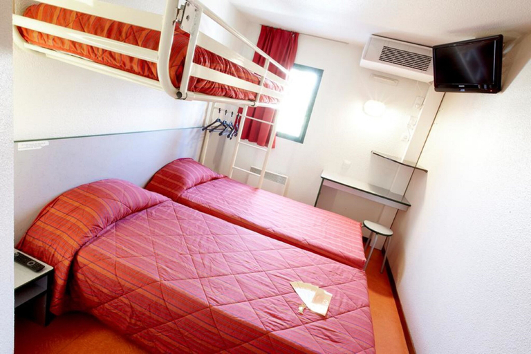 Bedroom 4, Premiere Classe Boulogne - Saint Martin les Boulogne, Pas-de-Calais