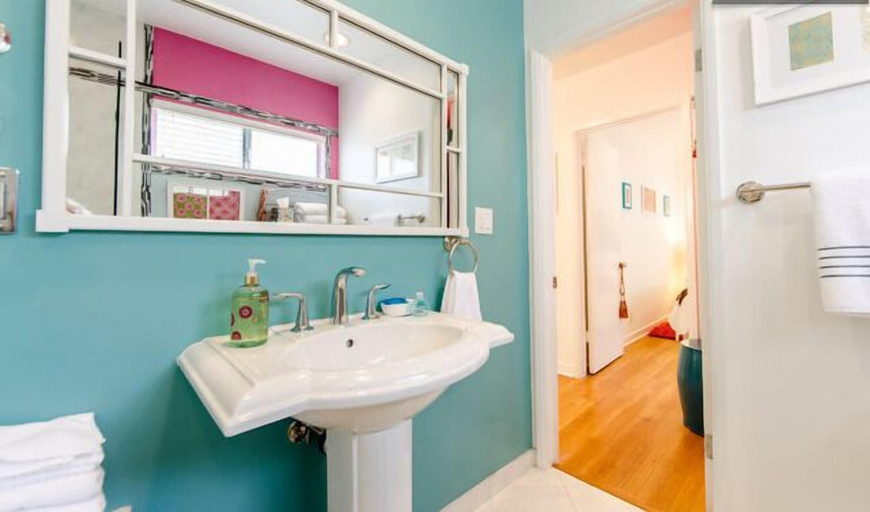 Bathroom 4, Boutique 444, Los Angeles