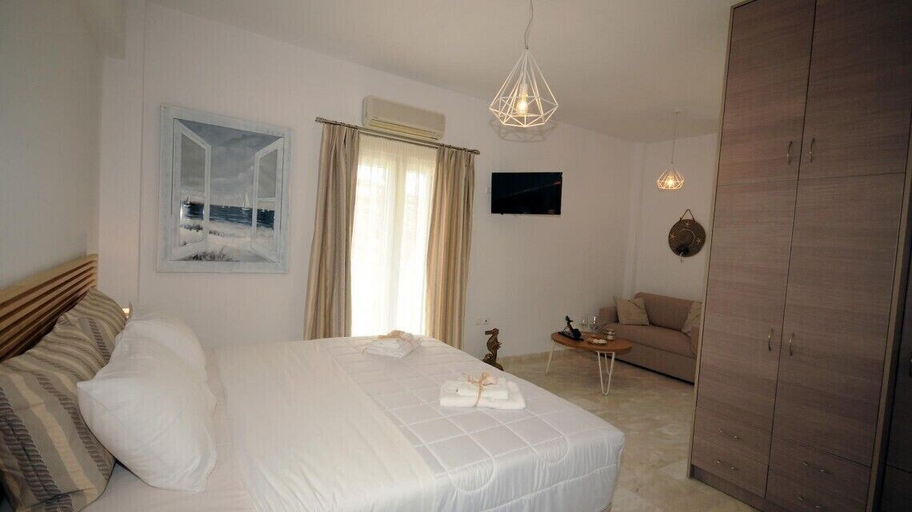 Bedroom 4, Flora's Houses Mykonos, South Aegean