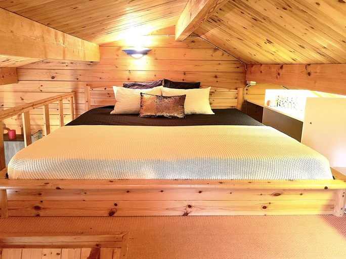 Bedroom 3, Dreamy Garden Lodge Center Berlin, Berlin