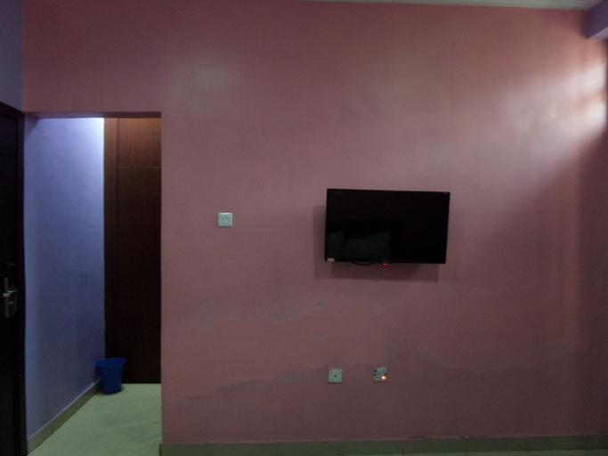 Others 5, Alheri Suites, IbadanSouth-West