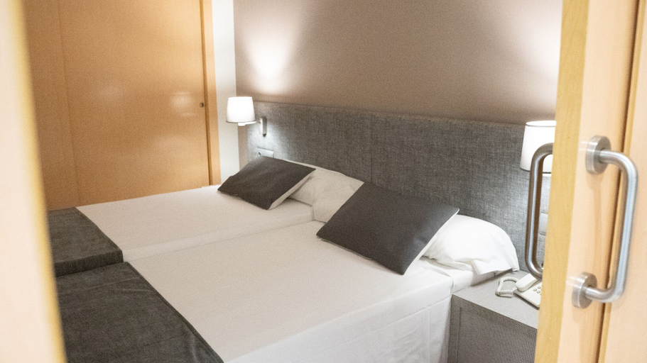 Bedroom 3, Cap Roig, Tarragona