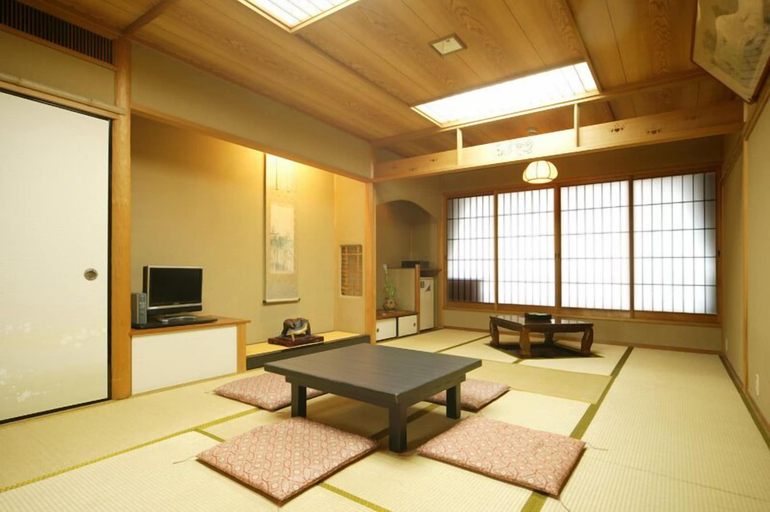 Others 5, Sinonomesou, Toyooka