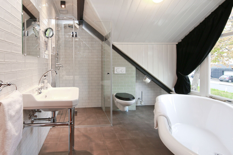 Bathroom 3, Hotel Suites Wilma J, De Ronde Venen