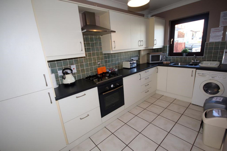 Others 4, Belfast Modern Apartment, Lisburn and Castlereagh