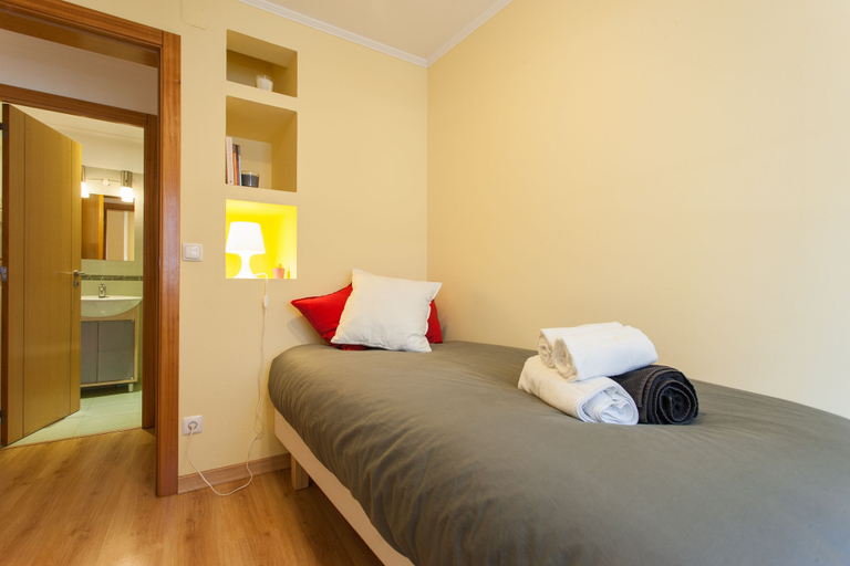 Bedroom 2, Casa Santa Catarina All in Lisbon, Lisbon