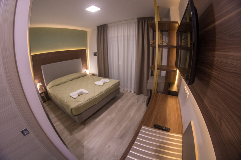 Bedroom 4, 8 Room Hotel, Catania