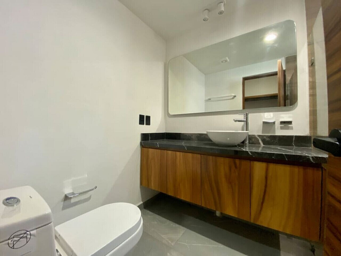 Bathroom, Catania Apartments, Mazatlán