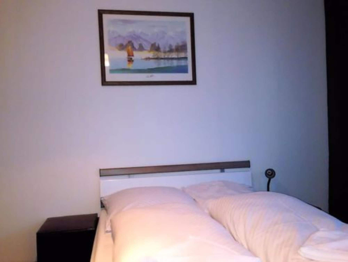Bedroom 2, Pension 1, Berlin