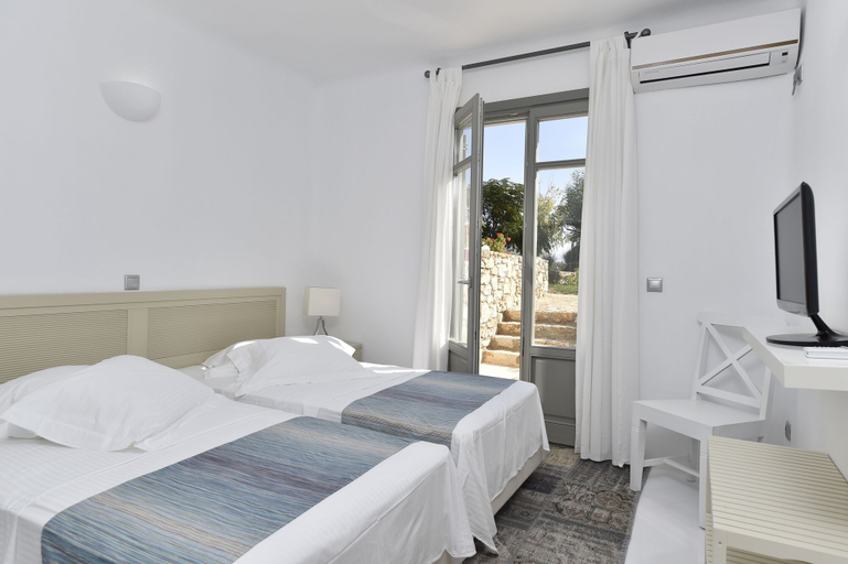 Bedroom 2, Naoussa Hills Boutique Resort - Adults Only, South Aegean