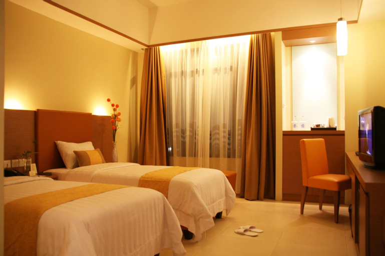 Bedroom 12