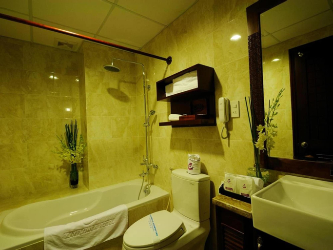 Bedroom 4, Asian Ruby Boutique Hotel, District 1