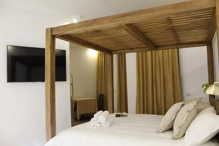 Bedroom 3, Baby Hotel, Torino