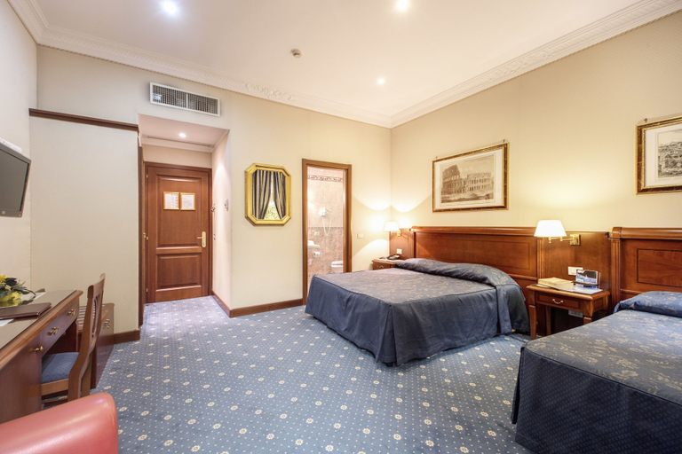 Bedroom 1, Hotel Artorius, Roma