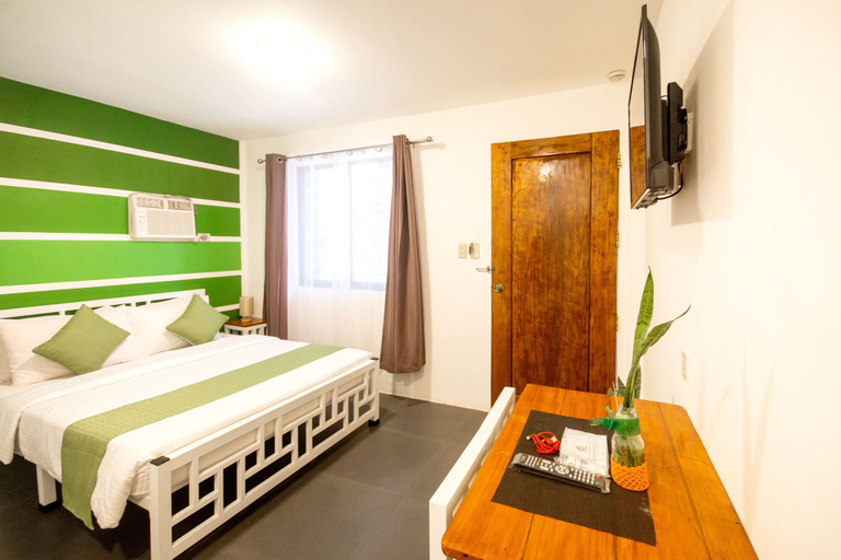 Others 5, 8Colors Beach House, Malay