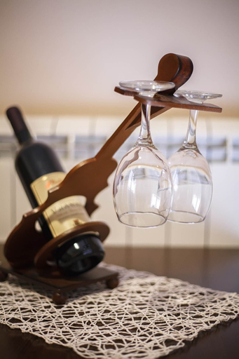 Food & Drinks 4, Residence Pejovic